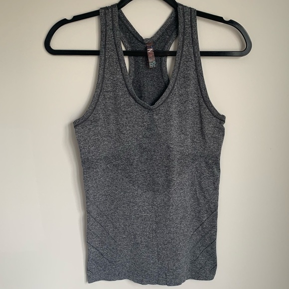 Aritiza TNA | Activewear Top | Grey - Picture 1 of 7